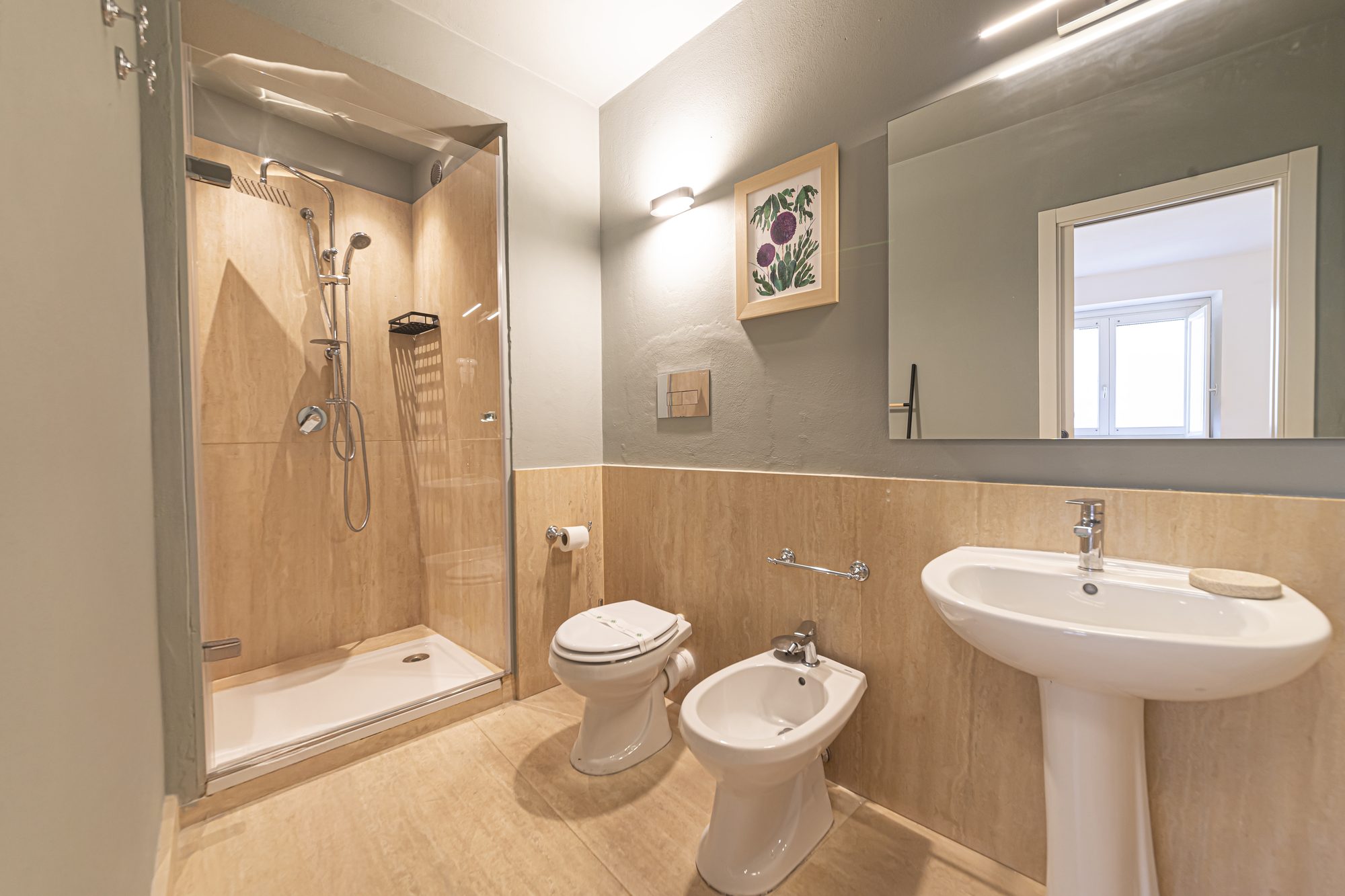 Bagno con doccia Moncada de Luna